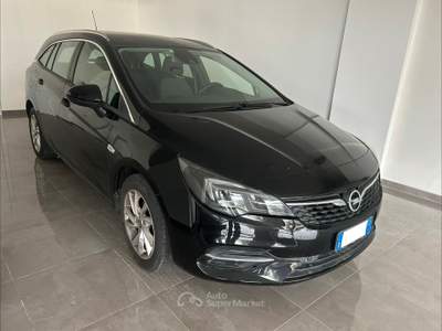 Opel Astra 1.5 CDTI 122CV sports tourer ultimate Nero usata Carovigno