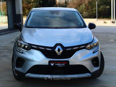 Renault Captur 1.6 Plug-in Hybrid E-Tech 160 CV Intens Grigio usata Carovigno