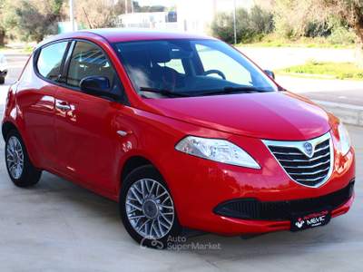 Lancia Ypsilon 1.3 mjt 16V 95cv 5p S&S PLATINUM (70kw) Rosso usata Carovigno
