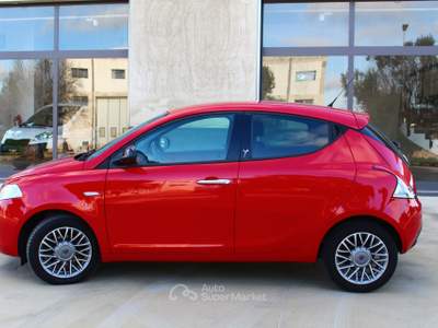 Lancia Ypsilon 1.3 mjt 16V 95cv 5p S&S PLATINUM (70kw) Rosso usata Carovigno