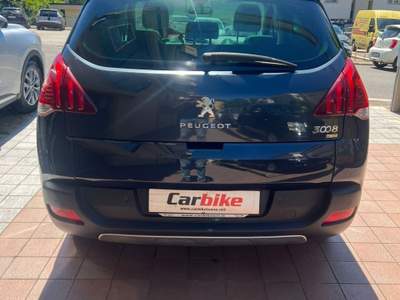Peugeot 3008 1.6 diesel automatica Blu/Azzurro usata Teano