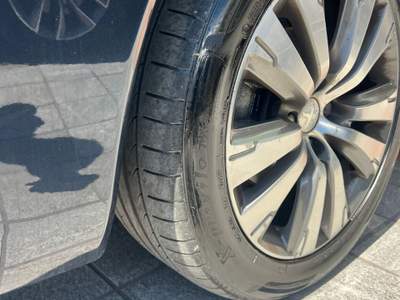 Peugeot 3008 1.6 diesel automatica Blu/Azzurro usata Teano