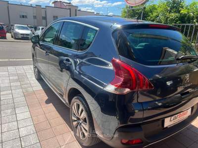 Peugeot 3008 1.6 diesel automatica Blu/Azzurro usata Teano