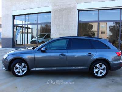 Audi A4 Avant 2.0 tdi 150cv S TRONIC S-LINE (110kw) IVA ESPOSTA Grigio usata Carovigno