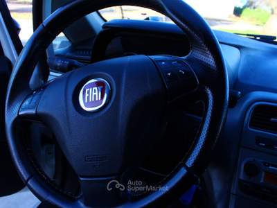 Fiat Grande Punto 1.3 mjt 90CV 5p SPORT Emotion Bianco usata Carovigno