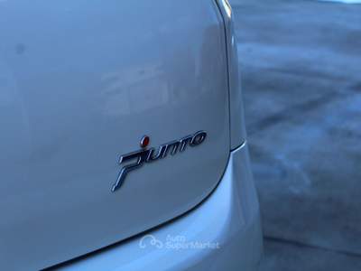Fiat Grande Punto 1.3 mjt 90CV 5p SPORT Emotion Bianco usata Carovigno