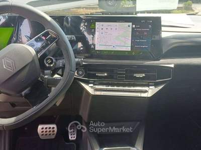 Renault Clio Clio VI 2025 1.8 full hybrid E-Tech Esprit Alpine 160cv auto Rosso usata Velletri