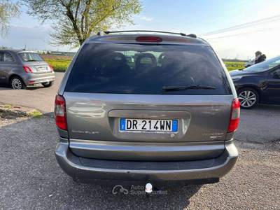 Chrysler Voyager / Grand Voyager Voyager IV 2008 2.8 crd LX Grigio usata Inzago