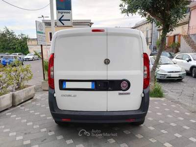 Fiat Doblò cargo 1.6 mjt 16v SX 105cv E6 Bianco usata Acireale