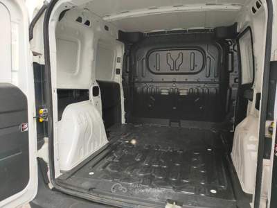 Fiat Doblò cargo 1.6 mjt 16v SX 105cv E6 Bianco usata Acireale