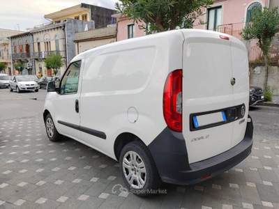 Fiat Doblò cargo 1.6 mjt 16v SX 105cv E6 Bianco usata Acireale