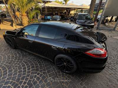 Porsche Panamera 3.6 4s RESTYLING 2018 APPLE CAR PLAY Nero usata Roma