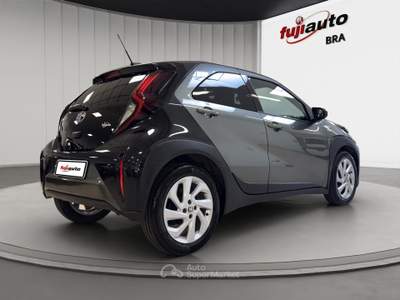 Toyota Aygo X Aygo X 1.0 Trend Air 72cv Verde usata Bra