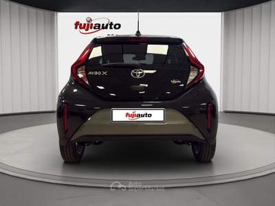 Toyota Aygo X Aygo X 1.0 Trend Air 72cv Verde usata Bra