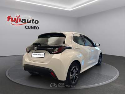 Toyota Yaris Yaris 1.5h Active Bianco usata Cuneo