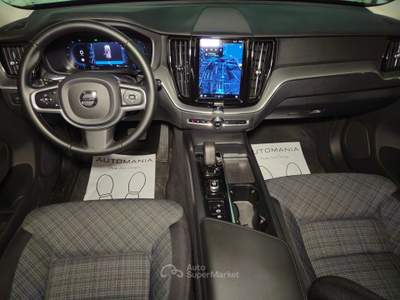 Volvo XC60 2.0 b4 Core auto Nero usata Porto San Giorgio