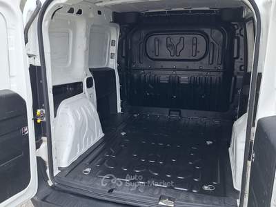 Fiat Doblò Doblo CARGO 1.3 MJT 95CV CH1 LOUNGE Bianco usata Fossano