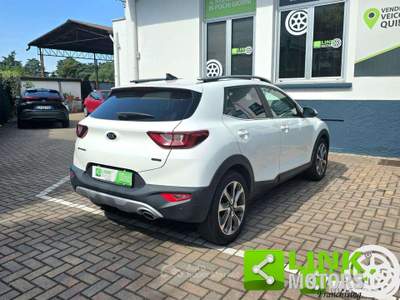 Kia Stonic 1.6 CRDi 115 CV Energy Bianco usata Legnano