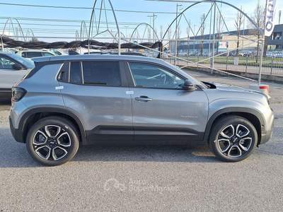 Jeep Avenger 100 CV MHEV Summit Grigio usata Fossano