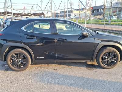 Lexus UX 250h Hybrid Business SOLI KM 43000 !!!! Nero usata Fossano