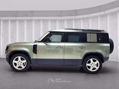 Land Rover Defender (2019) LAND ROVER 110 3.0D I6 250 CV AWD Auto X-Dynamic SE Verde usata San Martino Siccomario