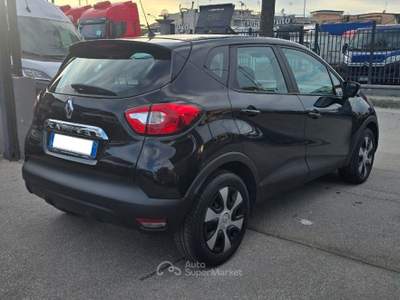 Renault Captur 1.5 dCi 8V 90 CV Start&Stop Wave Nero usata Frattaminore