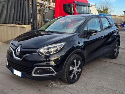 Renault Captur 1.5 dCi 8V 90 CV Start&Stop Wave Nero usata Frattaminore