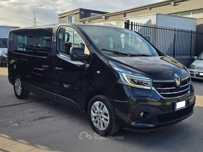 Renault Trafic 2.0 dCi 145CV 9 POSTI Nero usata Frattaminore