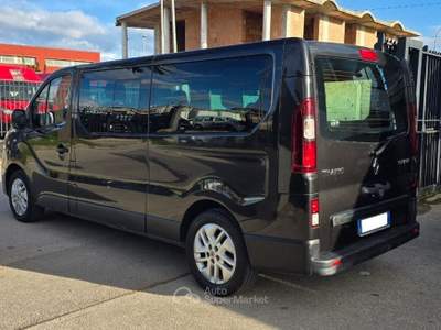 Renault Trafic 2.0 dCi 145CV 9 POSTI Nero usata Frattaminore