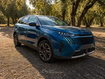 Peugeot 5008  - 5008 1.2 hybrid gt 145cv 7p.ti e-dcs6 Blu/Azzurro usata Roma