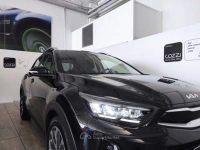 Kia Stonic  -  1.0 t-gdi 120 cv mhev dct gt line Nero usata LEGNANO