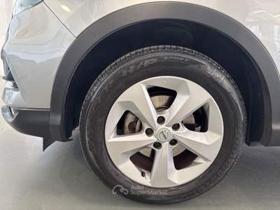 Nissan Qashqai Qashqai 1.3 dig-t business 140cv Argento usata San Zeno Naviglio