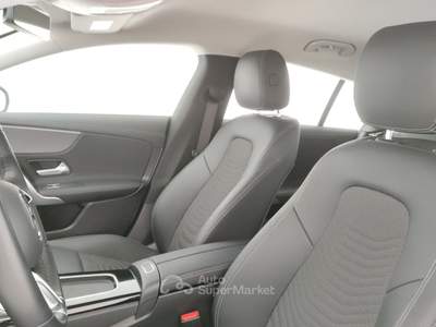 Mercedes-Benz CLA Cla shooting brake 180 d progressive advanced auto Bianco usata Livorno