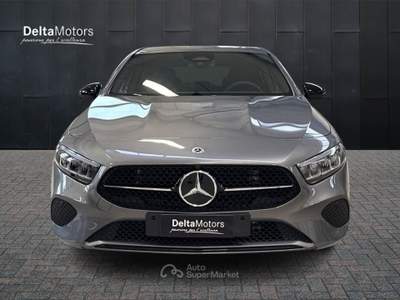 Mercedes-Benz Classe A A 180 d automatic Grigio usata Montecosaro