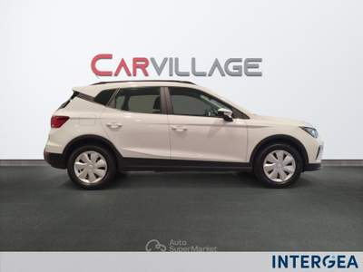 Seat Arona  1.0 tgi reference 90cv Bianco usata Sesto Fiorentino