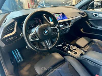 BMW Serie 1 116d d 5p. Msport *NEOPATENTATI*TAGLIANDI BMW* Nero usata Cassina de' Pecchi