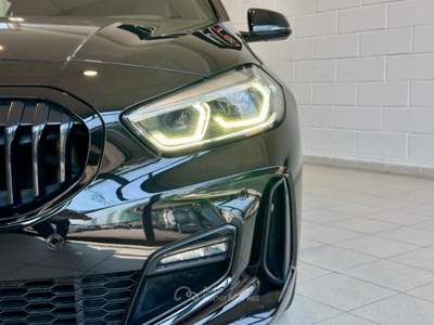 BMW Serie 1 116d d 5p. Msport *NEOPATENTATI*TAGLIANDI BMW* Nero usata Cassina de' Pecchi