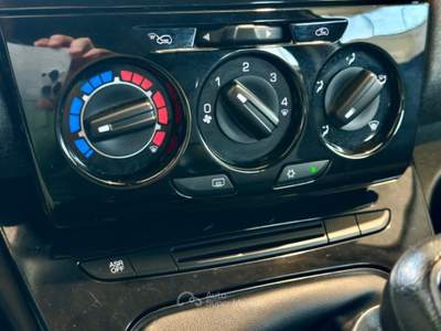 Lancia Ypsilon 1.2 69CV S&S Elefantino Blu *NEOPAT*BLUETOOTH* Blu/Azzurro usata Cassina de' Pecchi