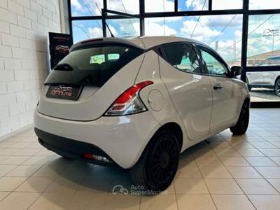 Lancia Ypsilon 1.2 69CV S&S Elefantino Blu *NEOPAT*BLUETOOTH* Blu/Azzurro usata Cassina de' Pecchi