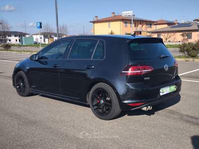 Volkswagen Golf 2.0 TDI 5p. BlueMotion Technology Nero usata Casteggio