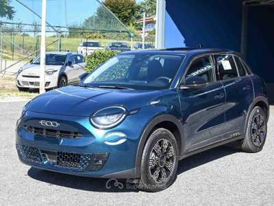 Fiat 600 Hybrid 110 CV DCT MHEV Blu/Azzurro usata Frosinone