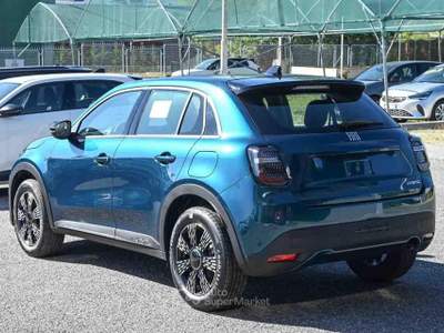 Fiat 600 Hybrid 110 CV DCT MHEV Blu/Azzurro usata Frosinone