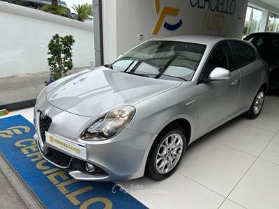 Alfa Romeo Giulietta 1.6 JTDm TCT 120 CV Business tua da €179,00 Grigio usata Somma Vesuviana