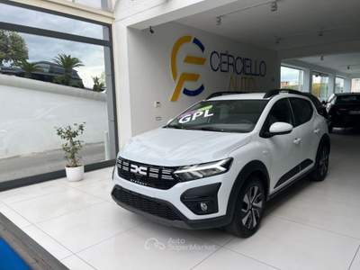 Dacia Sandero Stepway 1.0 TCe ECO-G Expression da €189,00  Bianco usata Somma Vesuviana