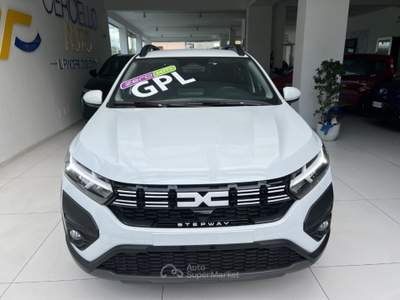 Dacia Sandero Stepway 1.0 TCe ECO-G Expression da €189,00  Bianco usata Somma Vesuviana