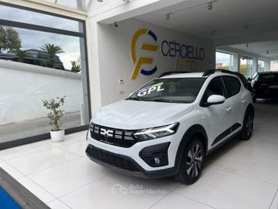 Dacia Sandero Stepway 1.0 TCe ECO-G Expression da €189,00  Bianco usata Somma Vesuviana