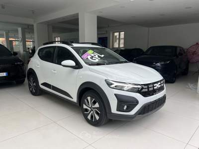 Dacia Sandero Stepway 1.0 TCe ECO-G Expression da €189,00  Bianco usata Somma Vesuviana