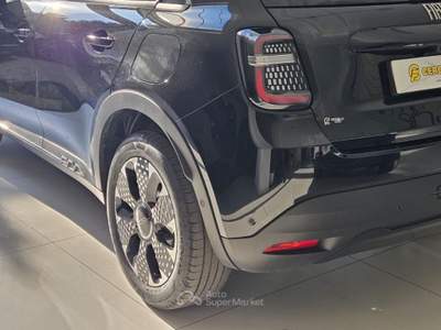 Fiat 600 Hybrid 100 CV DCT MHEV La Prima DA €229,00 MENSILI Nero usata Somma Vesuviana