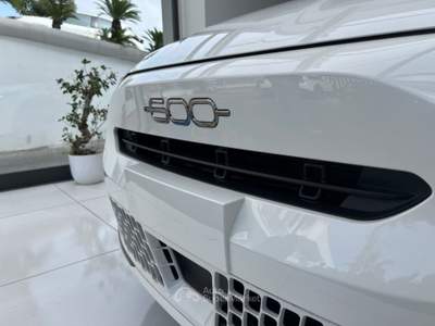 Fiat 600 Hybrid 110 CV DCT MHEV DA €229,00 MENSILI  Bianco usata Somma Vesuviana
