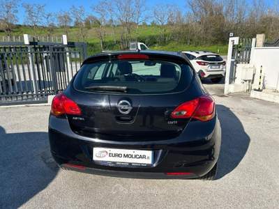Opel Astra 1.7 CDTI 110CV Cosmo Nero usata Campodipietra